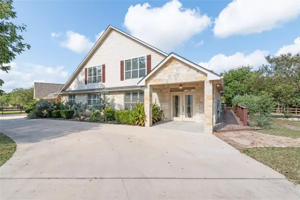 211 Moore LN,  Cedar Park,  TX 78613