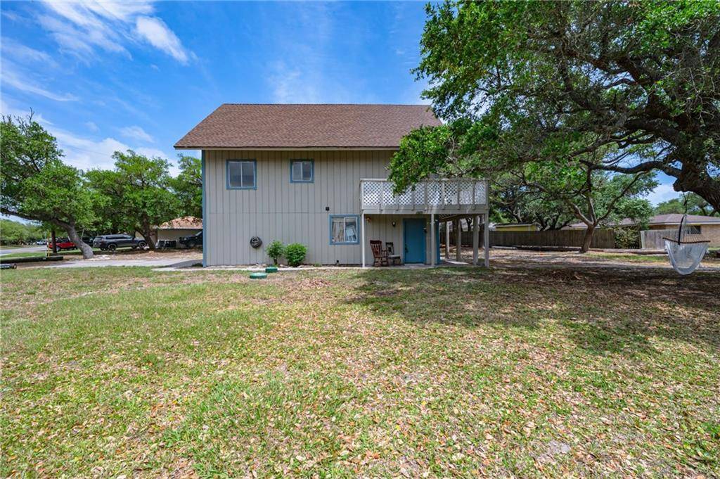 Rockport, TX 78382,120 Retama LN