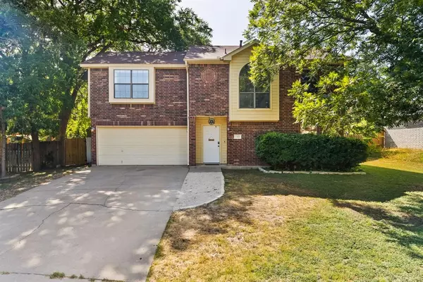 2306 Darwin CIR,  Copperas Cove,  TX 76522