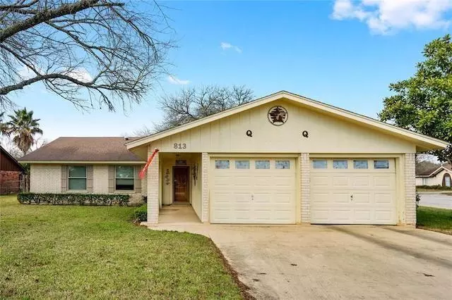 Lockhart, TX 78644,813 S Guadalupe ST