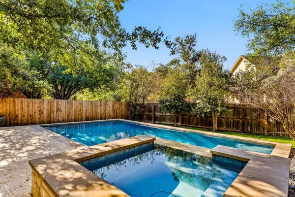 2116 Westfalian TRL, Austin, TX 78732