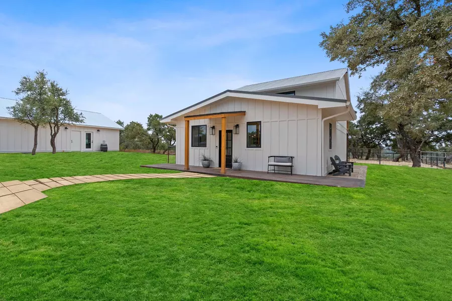 680 S Oak Forest DR, Dripping Springs, TX 78620