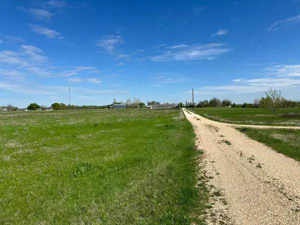 Taylor, TX 76574,900 County Road 406 RD