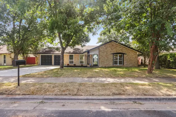 9807 Kendal DR, Austin, TX 78753