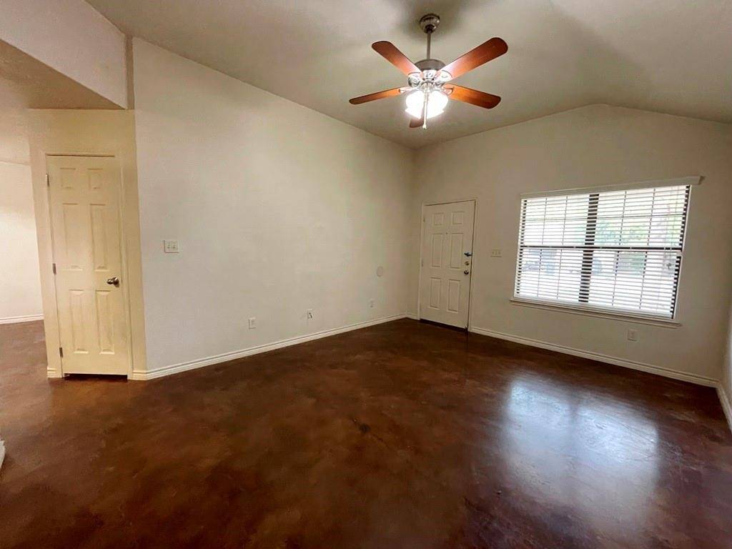 Temple, TX 76502,207 Andy LN #A