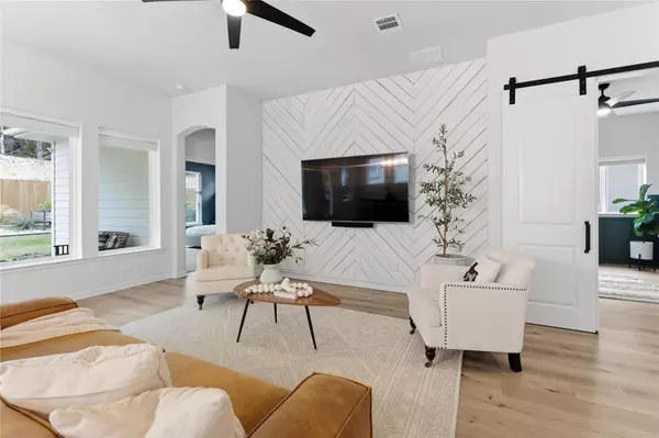 Dripping Springs, TX 78620,254 Dayridge DR