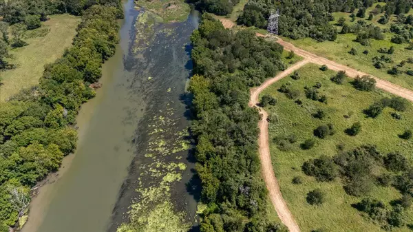 0000 Hidden Shores RD, Smithville, TX 78957