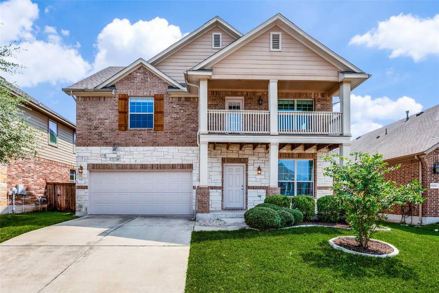 9317 Bentley Garner LN, Austin, TX 78748