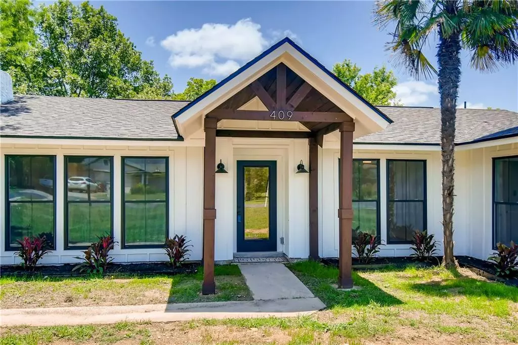 Manchaca, TX 78652,409 Whitetail DR