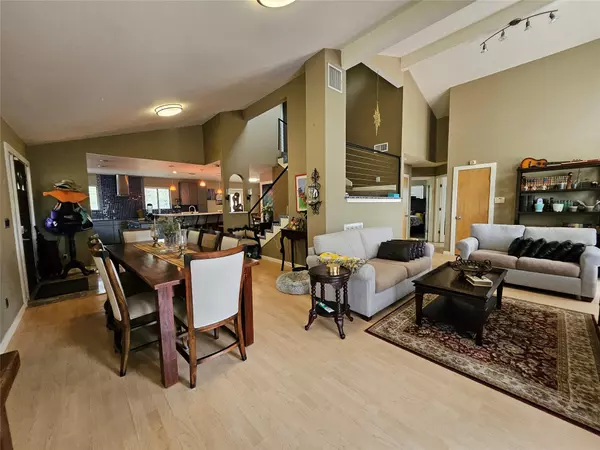 Spicewood, TX 78669,21201 Kathy LN