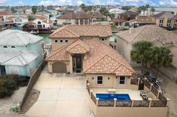 13525 Queen Johanna CT, Corpus Christi, TX 78418