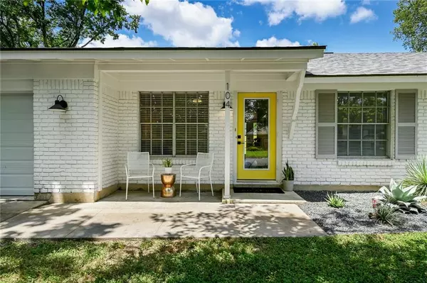 104 W Lisa DR, Austin, TX 78752