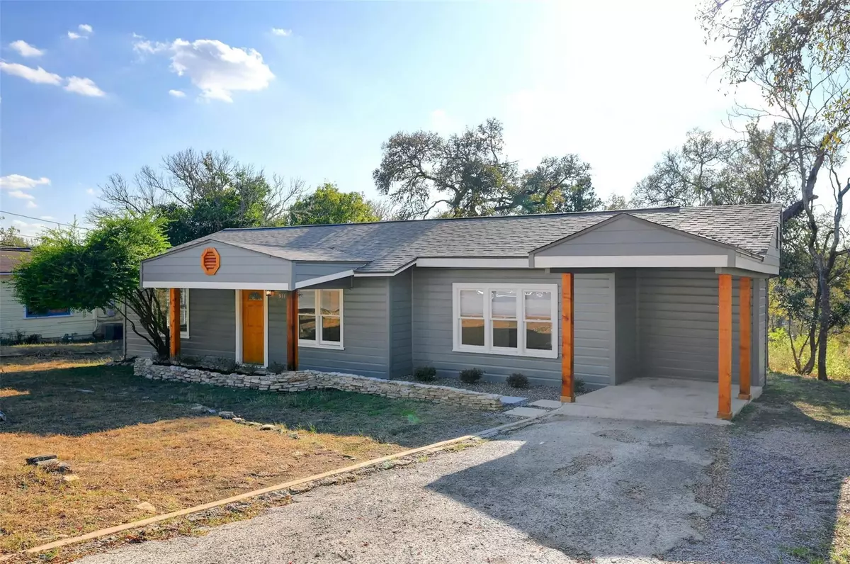 San Marcos, TX 78666,911 W Bluebonnet DR