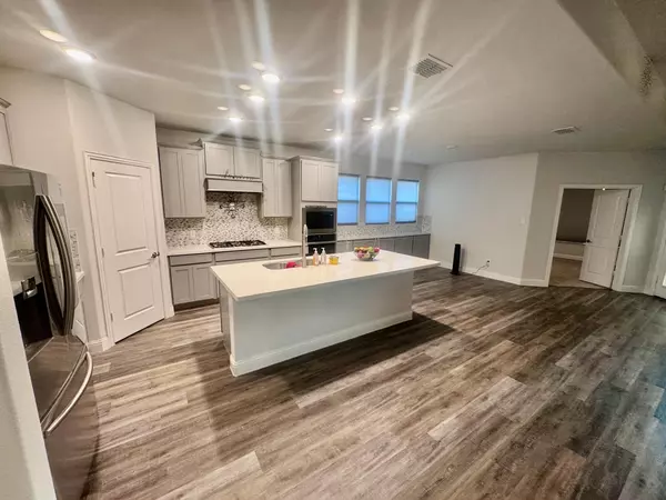 Forney, TX 75126,808 Lemmon LN