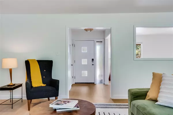 Austin, TX 78723,2306 Loyola LN