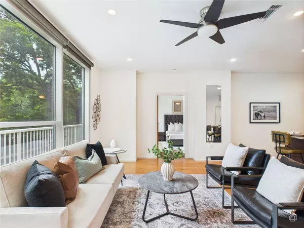 Austin, TX 78704,1600 Barton Springs RD #5107