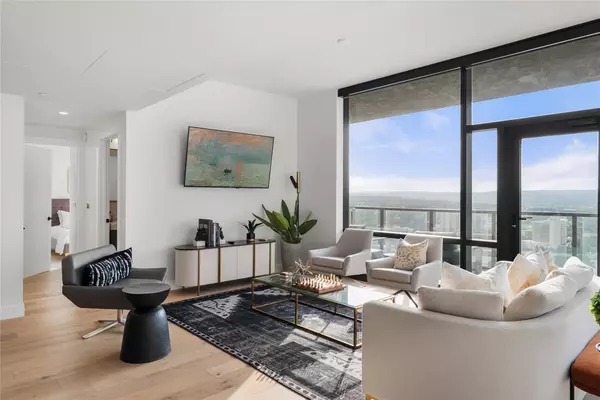 Austin, TX 78701,70 RAINEY ST #2606