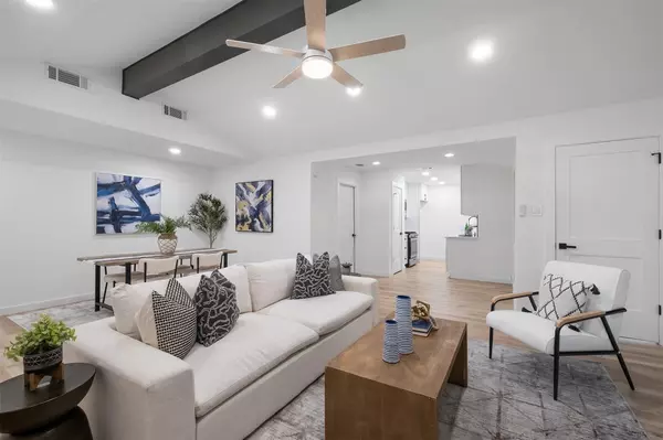 11507 January DR,  Austin,  TX 78753