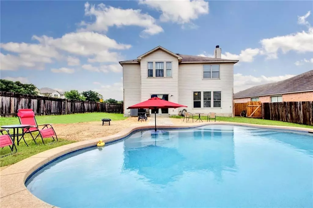 Elgin, TX 78621,100 Burnet Forest CV