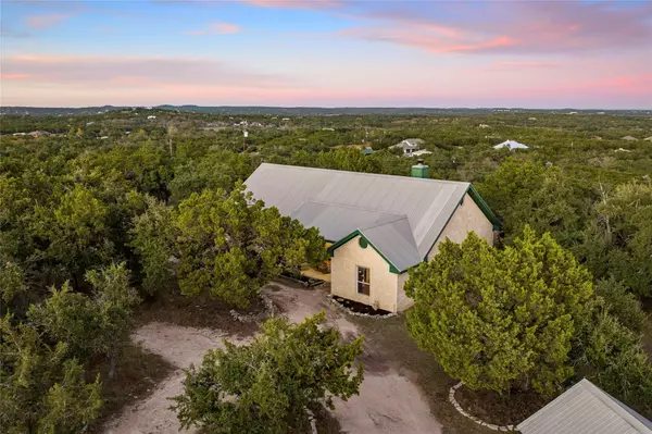 1001 Springlake DR, Dripping Springs, TX 78620