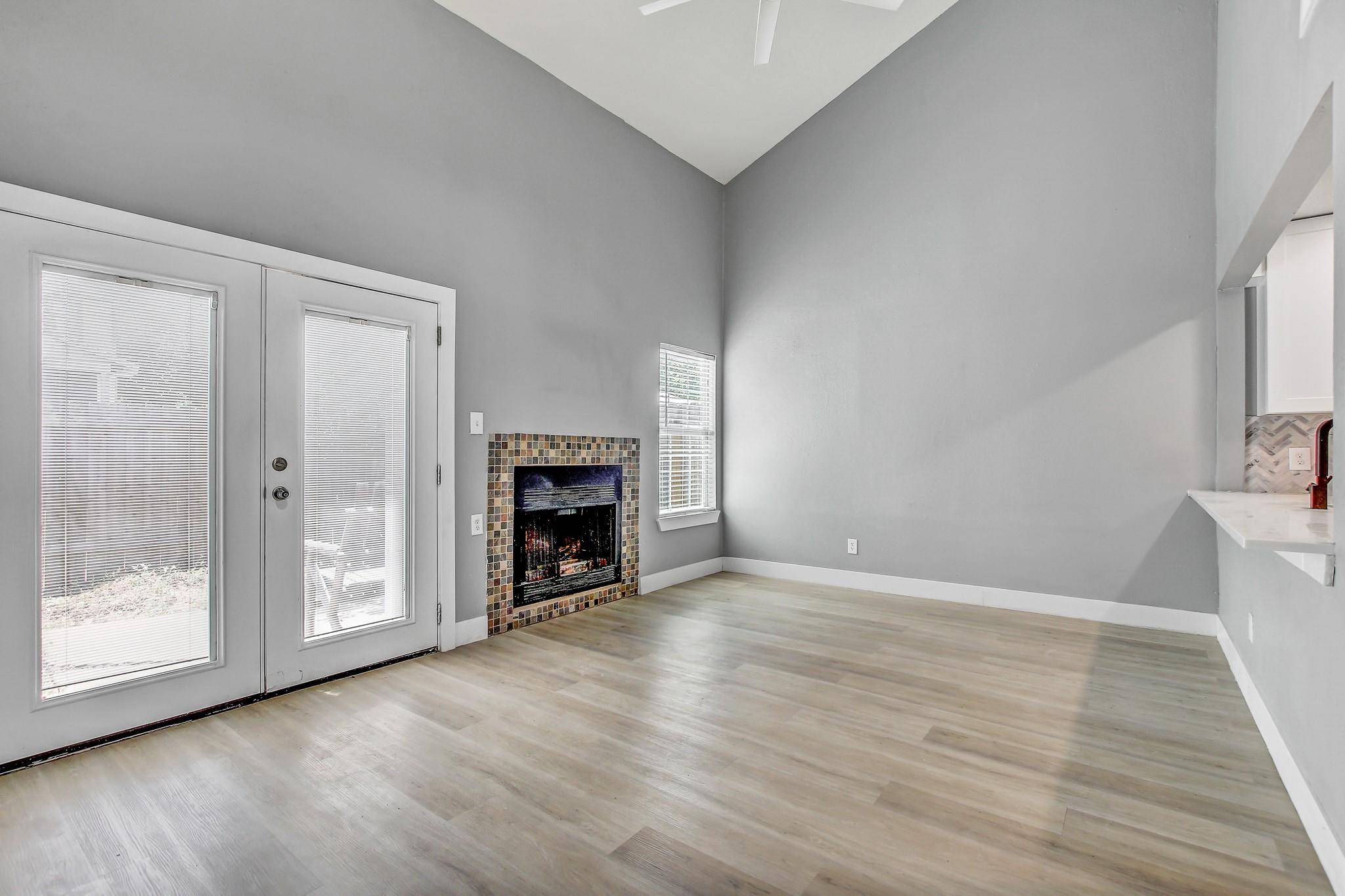 Austin, TX 78758,1010 W Rundberg LN #24