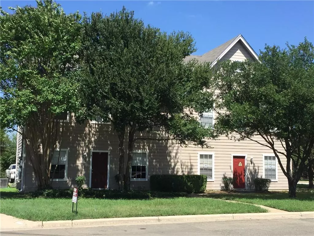 Georgetown, TX 78628,3001 Whisper Oaks LN