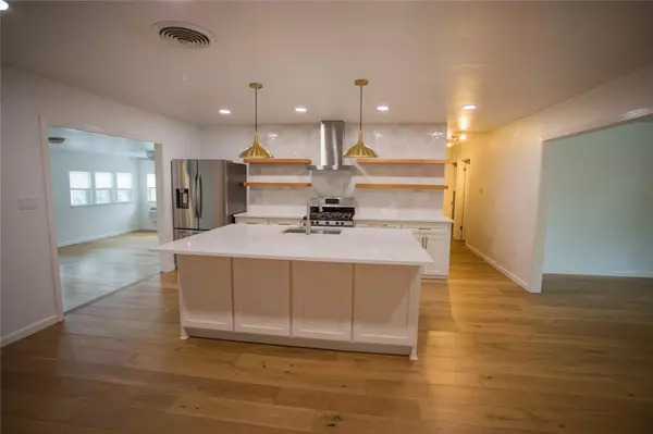 Austin, TX 78752,202 W Crestland DR
