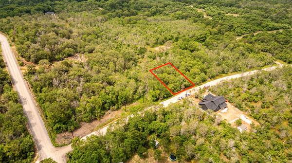 281 Nene LN, Bastrop, TX 78602