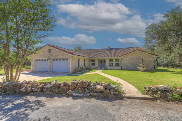 San Marcos, TX 78666,830 Palomino LN