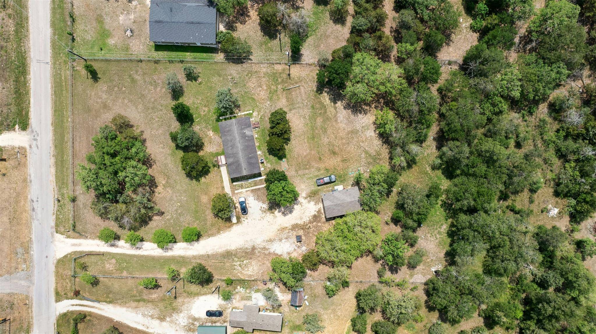166 Lantana LN, Cedar Creek, TX 78612