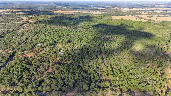 Smithville, TX 78957,360 Copeland Hill RD #3-B