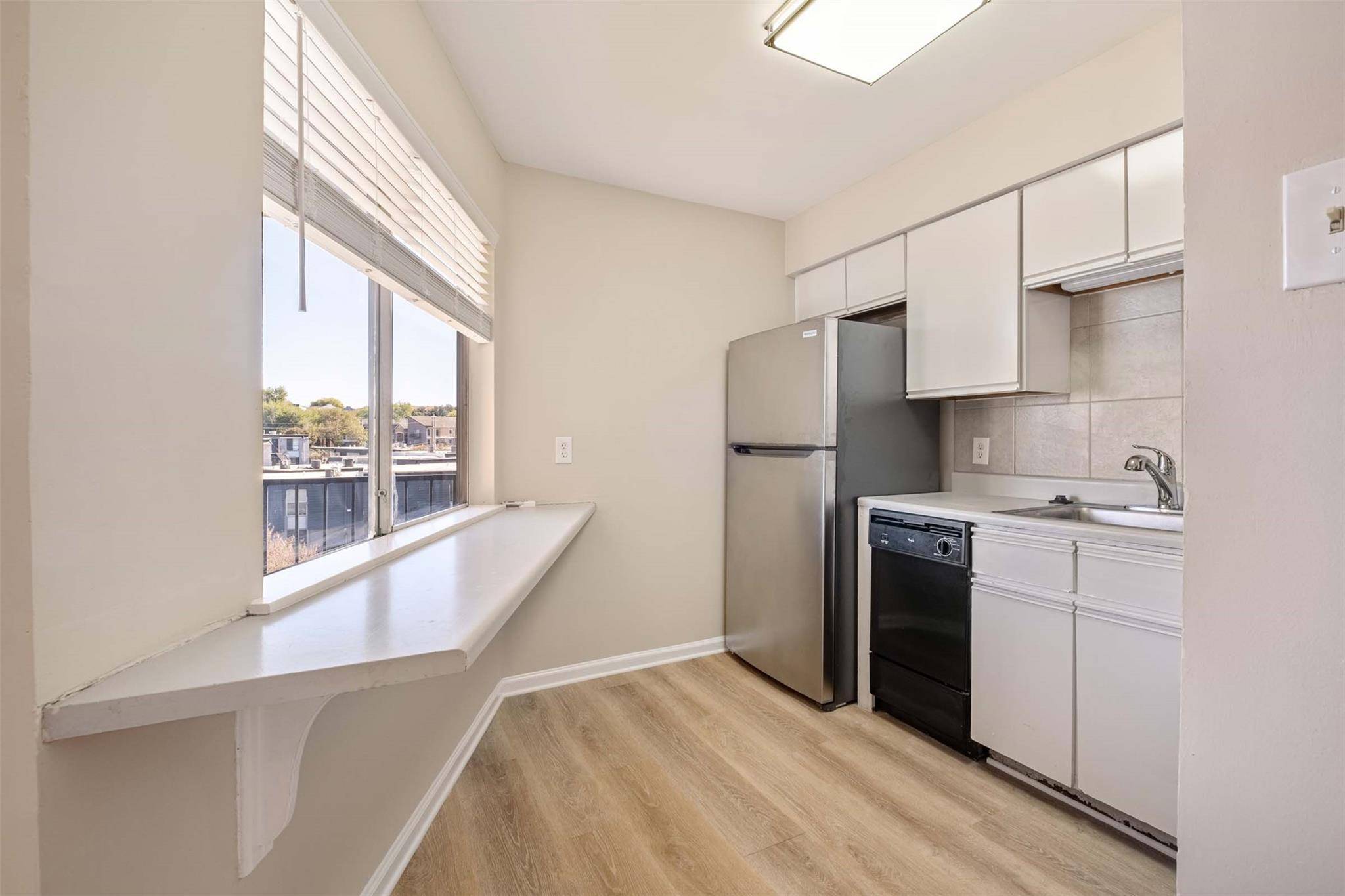 Austin, TX 78741,1840 Burton DR #155