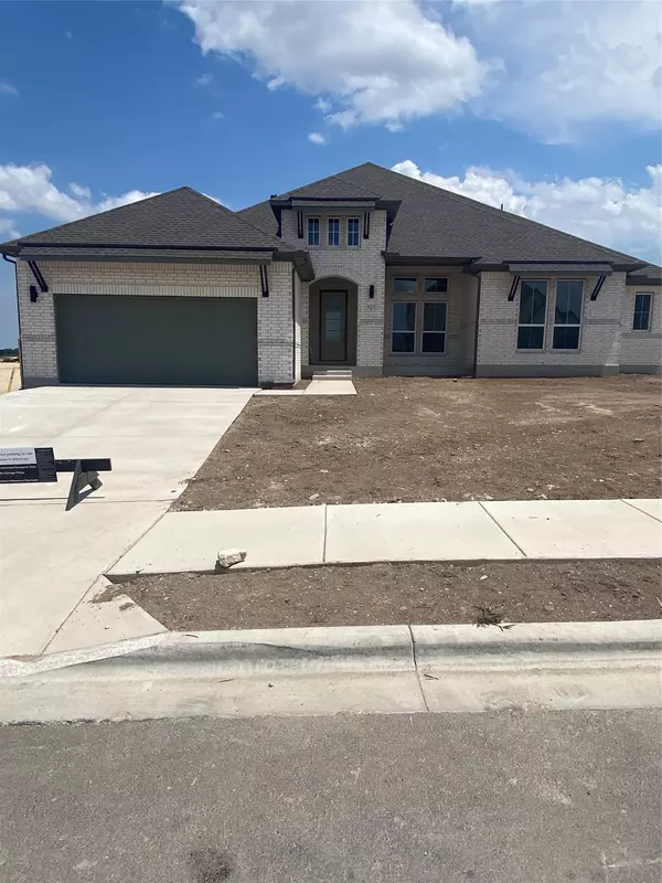 825 S Hemingway LOOP, Liberty Hill, TX 78642
