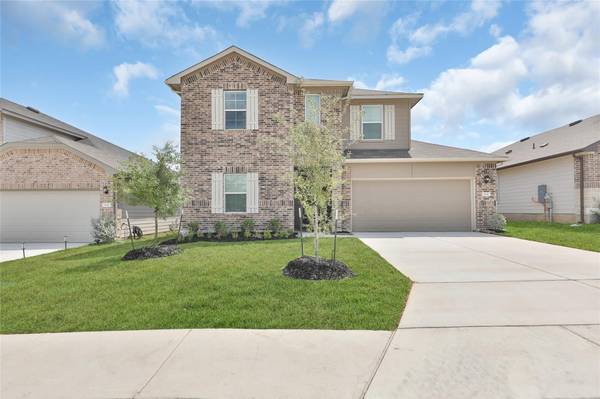 824 Bahia PL, Seguin, TX 78155