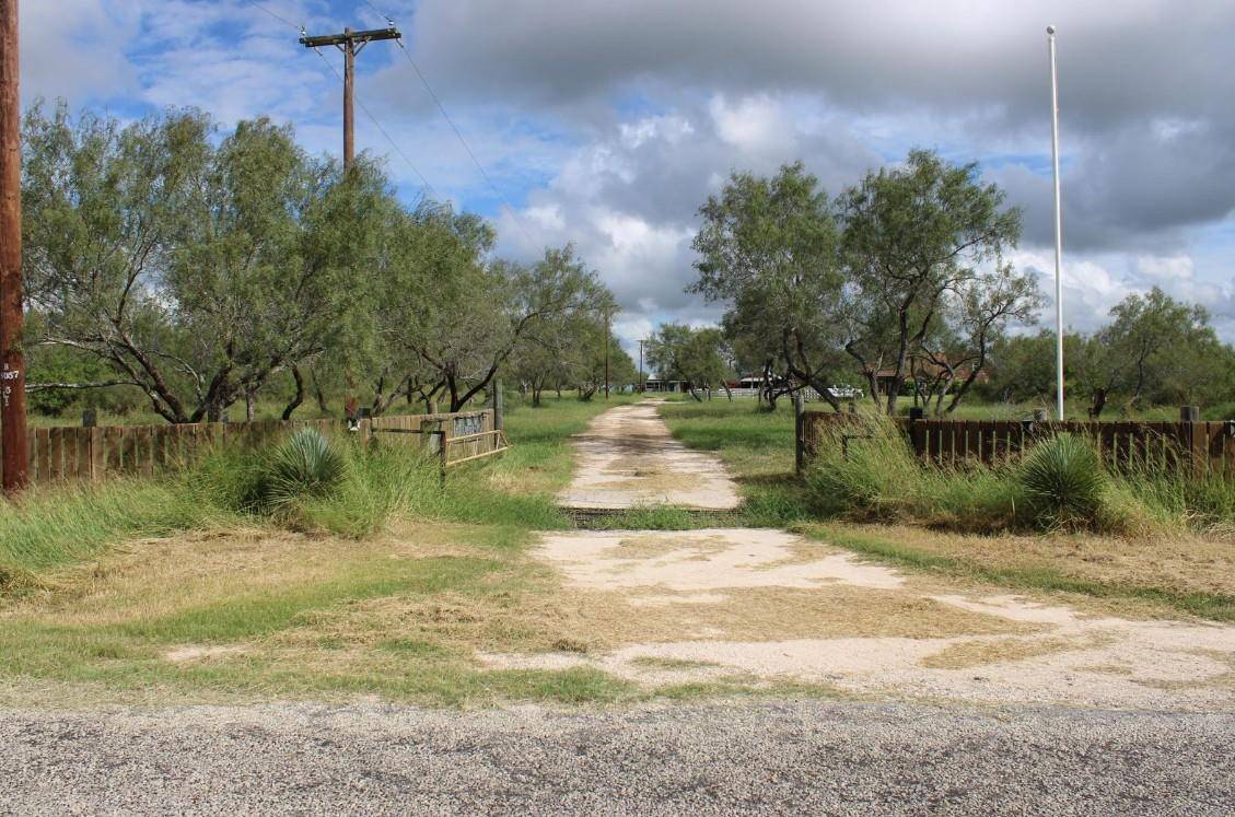 401 CR RD, Falfurrias, TX 78355