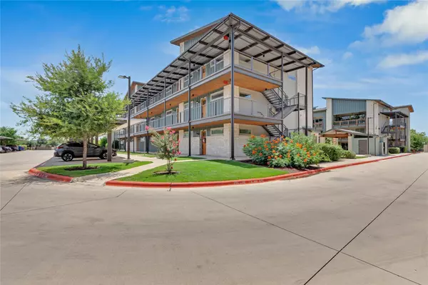 4704 Sunset TRL #2202, Austin, TX 78745