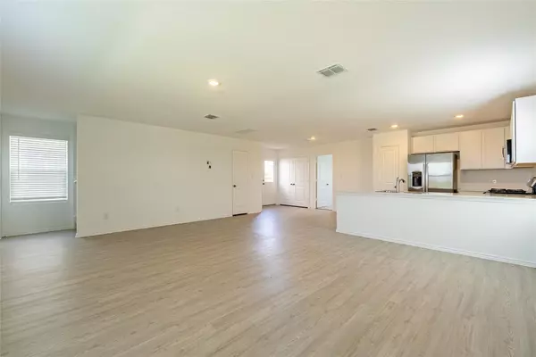 Kyle, TX 78640,214 Sambre ST