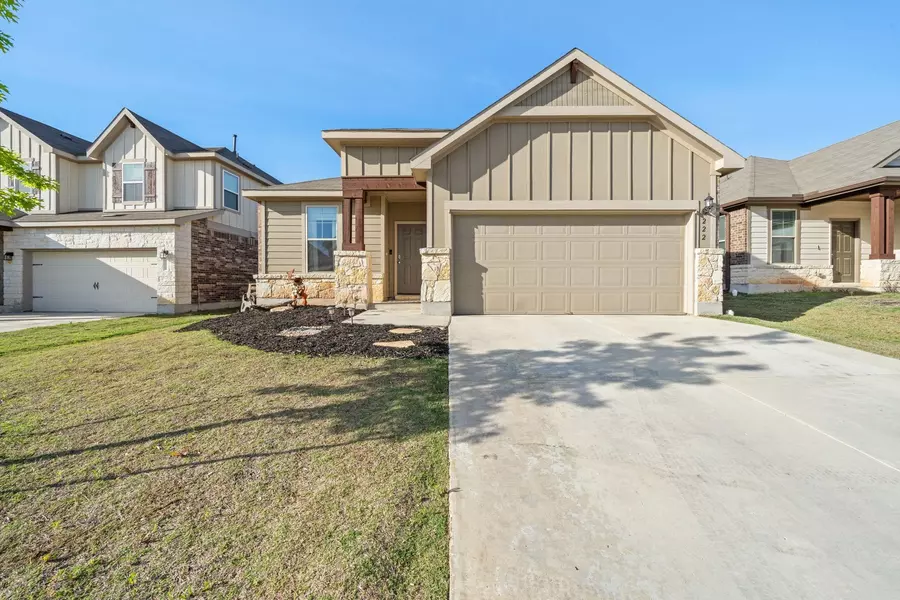 222 Grace Lilly DR, Buda, TX 78610