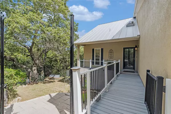 Canyon Lake, TX 78133,971 Barbara DR