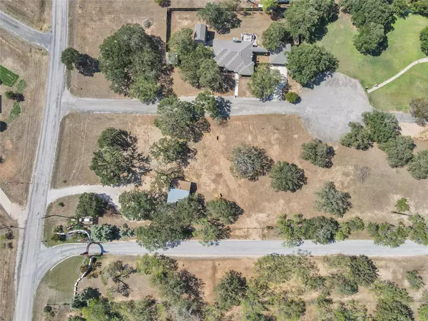 Marble Falls, TX 78654,314 Camp RD