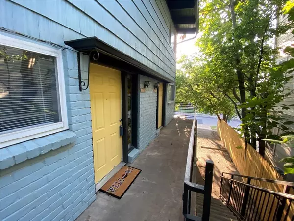 2413 Leon ST #102, Austin, TX 78705