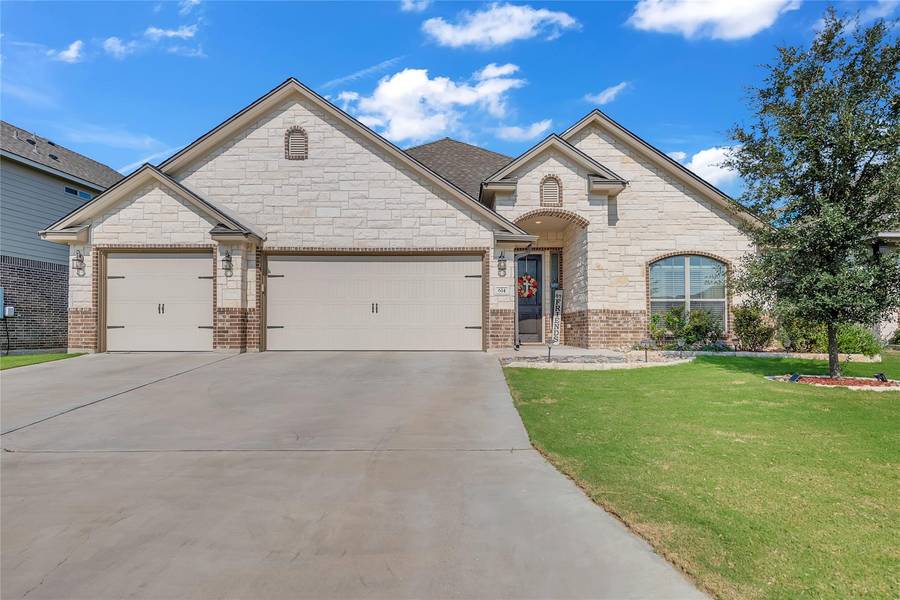 614 Stonehouse LN, Temple, TX 76502