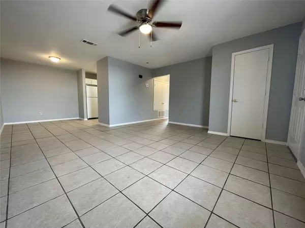 200 Howell ST #7, Florence, TX 76527