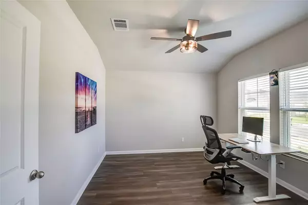 Hutto, TX 78634,403 Grapefruit RD