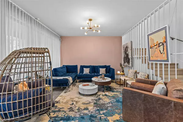 Austin, TX 78731,5704 Driftwood DR