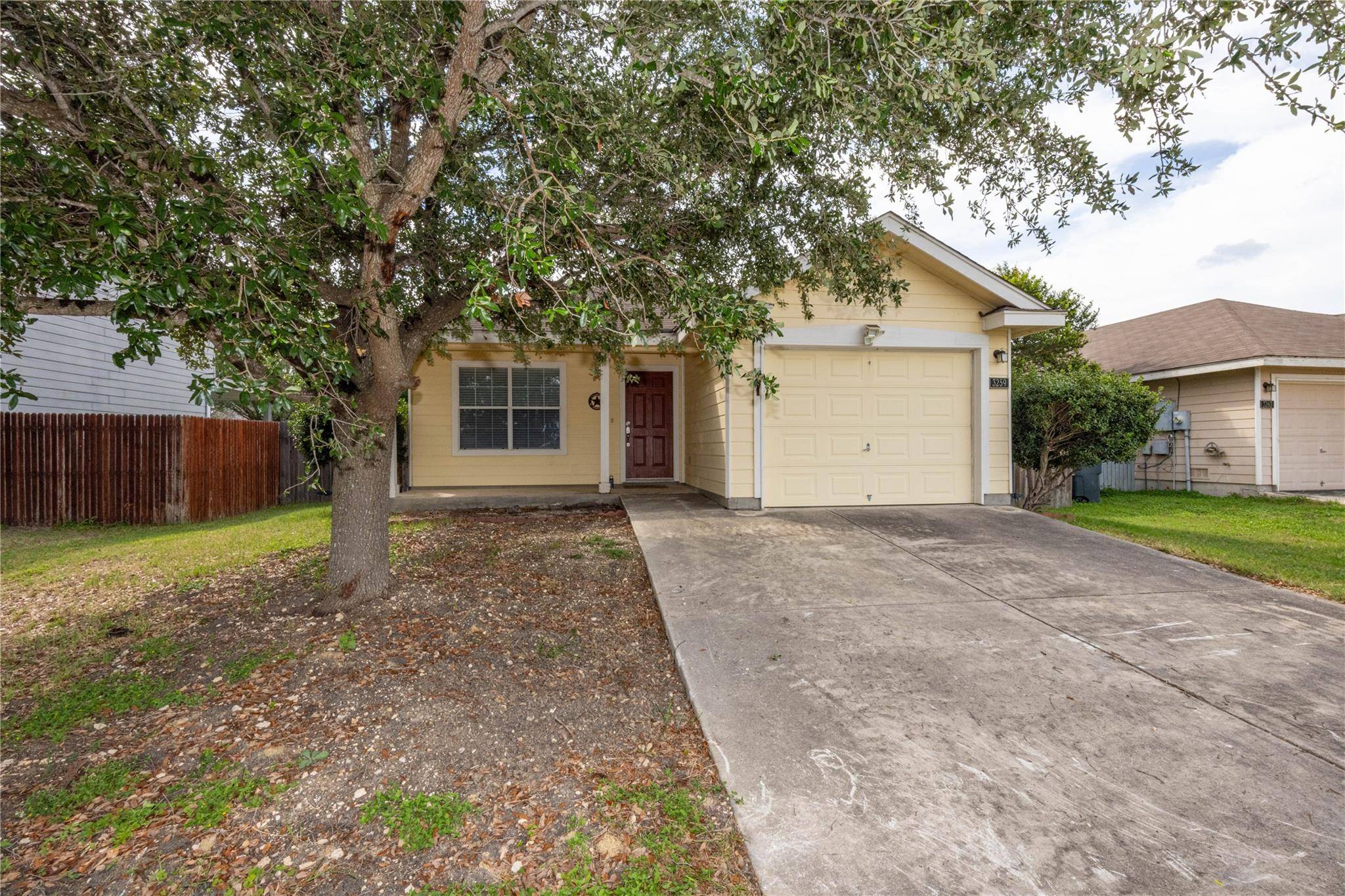 New Braunfels, TX 78130,3259 Wren Brook DR