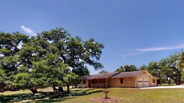 202 Pioneer TRL,  San Marcos,  TX 78666