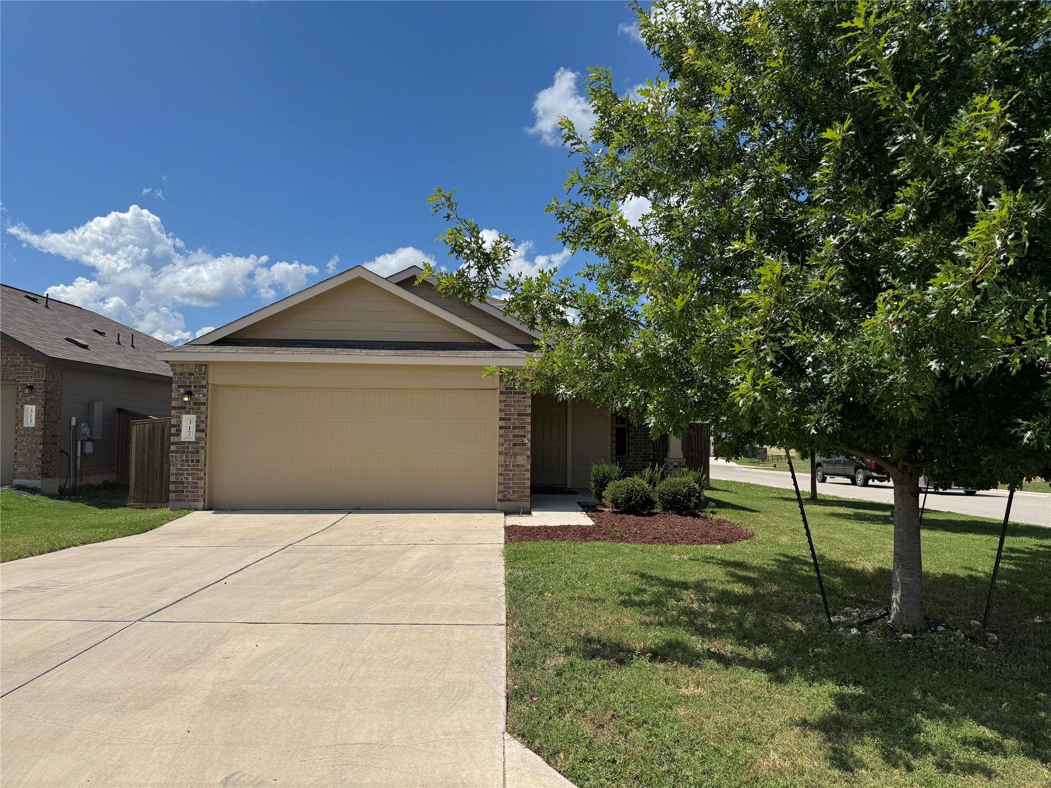 317 Greatest Gift WAY, Jarrell, TX 76537