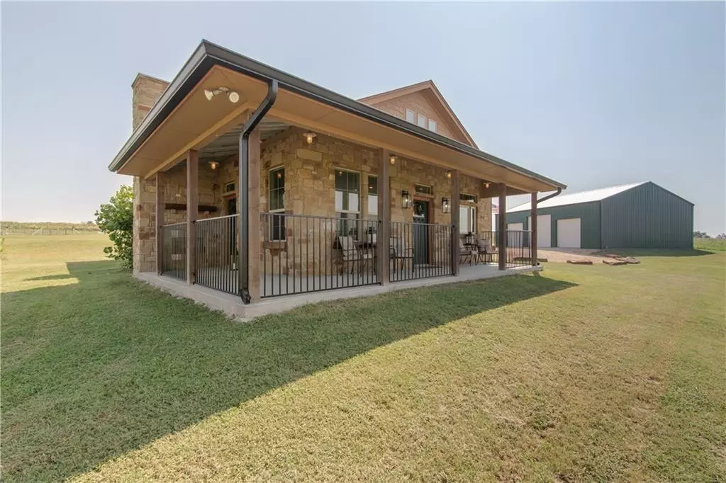 Rogers, TX 76569,15397 Knob Hill RD