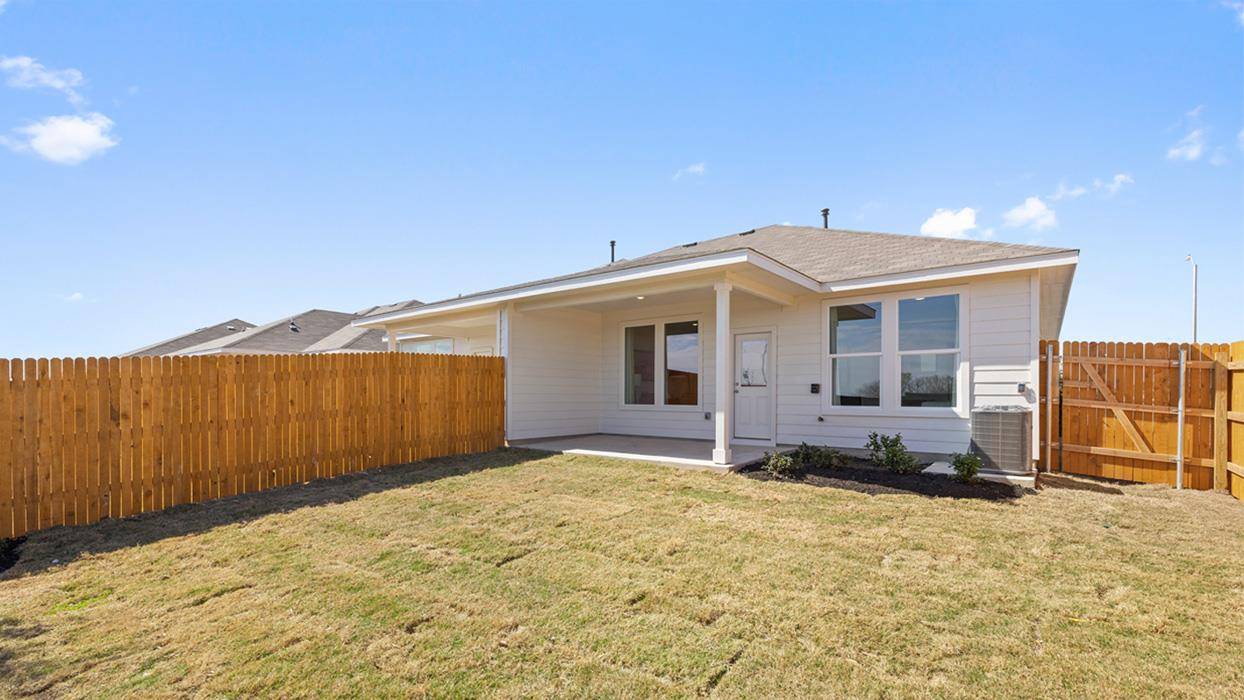 Uhland, TX 78640,644-A Arnold LOOP